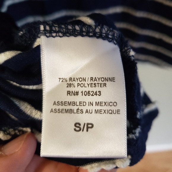 Bobeau Cold Shoulder Top S - Picture 5 of 6